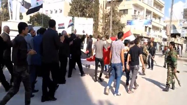 النظام يحشد مؤيديه في القامشلي 