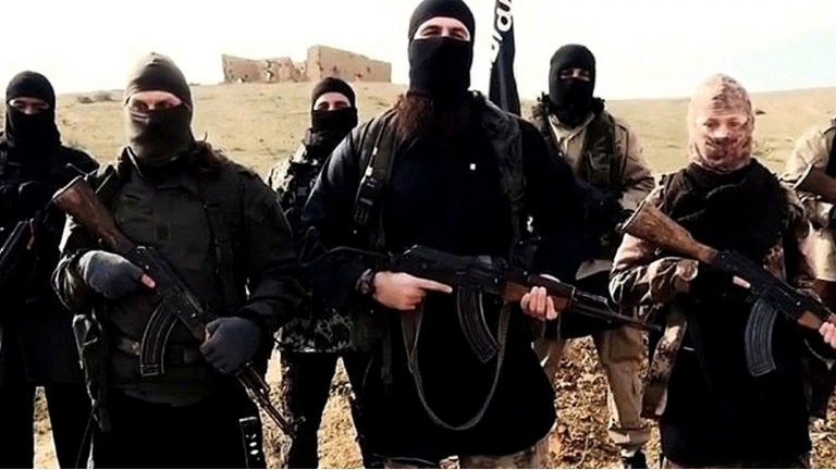 دير الزور تستقبل قيادات وتودع فارِّين من "داعش"