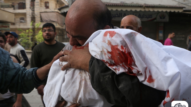 تقرير حقوقي: أكثر من 500 برميل متفجر على حلب في حزيران